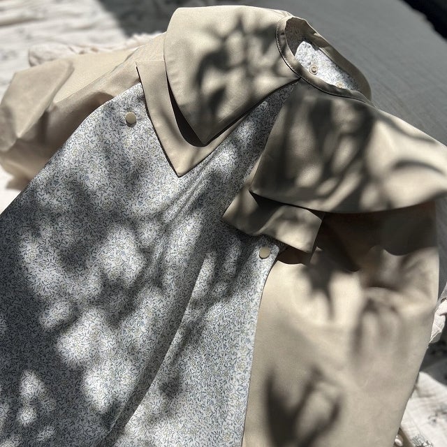 お食事エプロン papillon 袖付き - Eternal